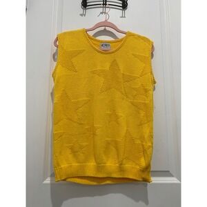 Vintage Koret Yellow Star Textured Knit Sweater Vest Crew Neck Made in USA
